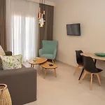 Luxury 4*