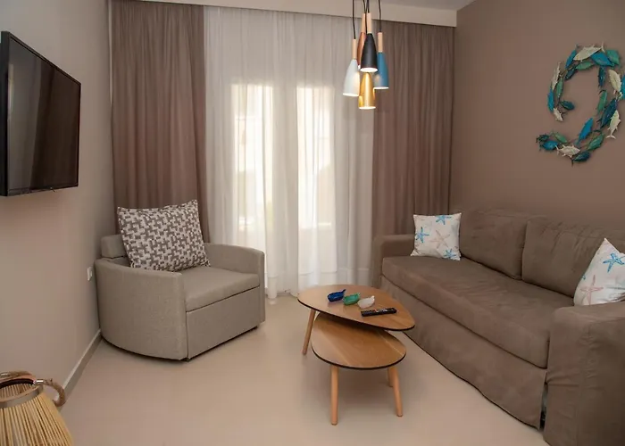 Luxury Aparthotel 4*