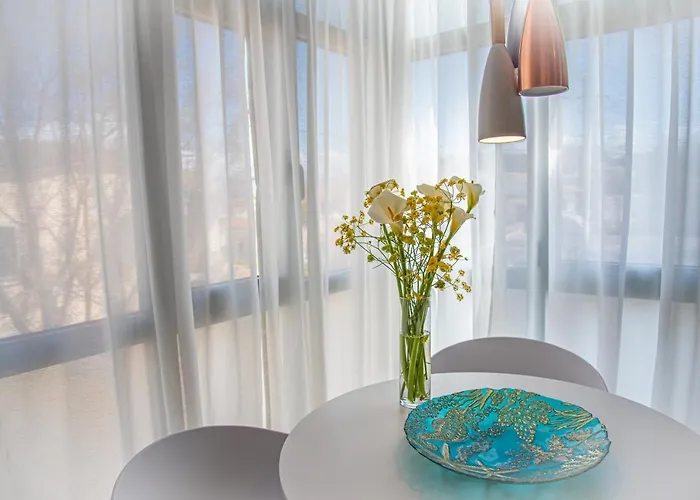Luxury Aparthotel 4*