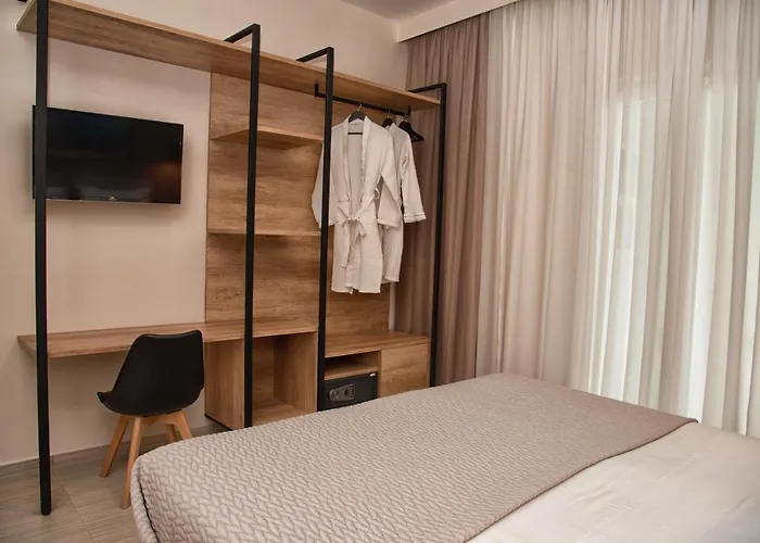 Luxury 4*