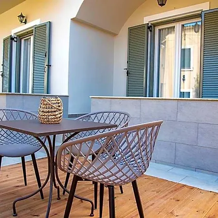 Luxury Aparthotel 4*