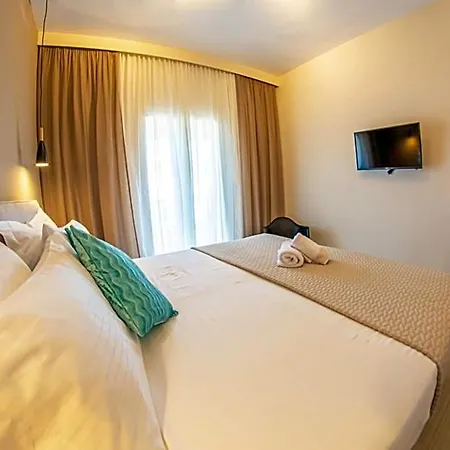 Apartmanhotel Luxury 4*